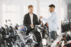 men buying a bike